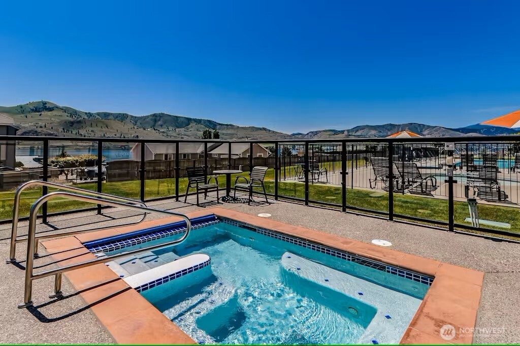 100 Lake Chelan Shores Drive #19-2, Chelan, WA 98816