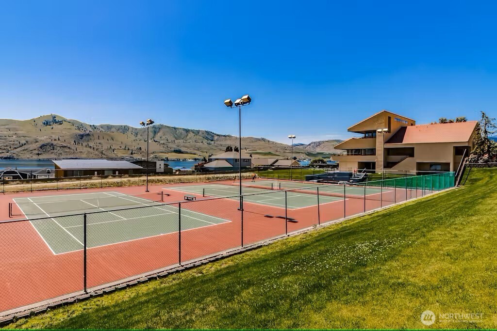 100 Lake Chelan Shores Drive #19-2, Chelan, WA 98816