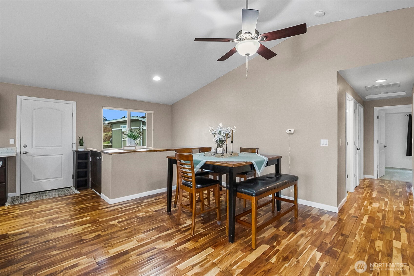 6811 54th Place NE, Marysville, WA 98270