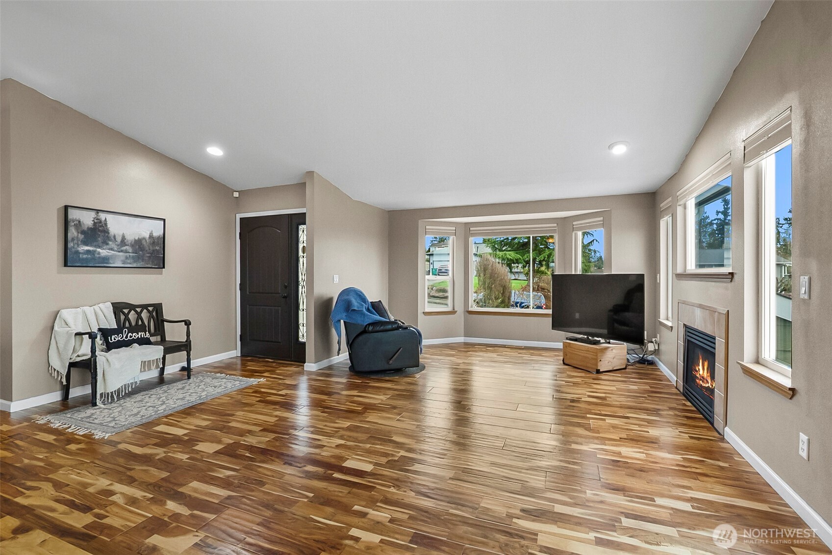 6811 54th Place NE, Marysville, WA 98270