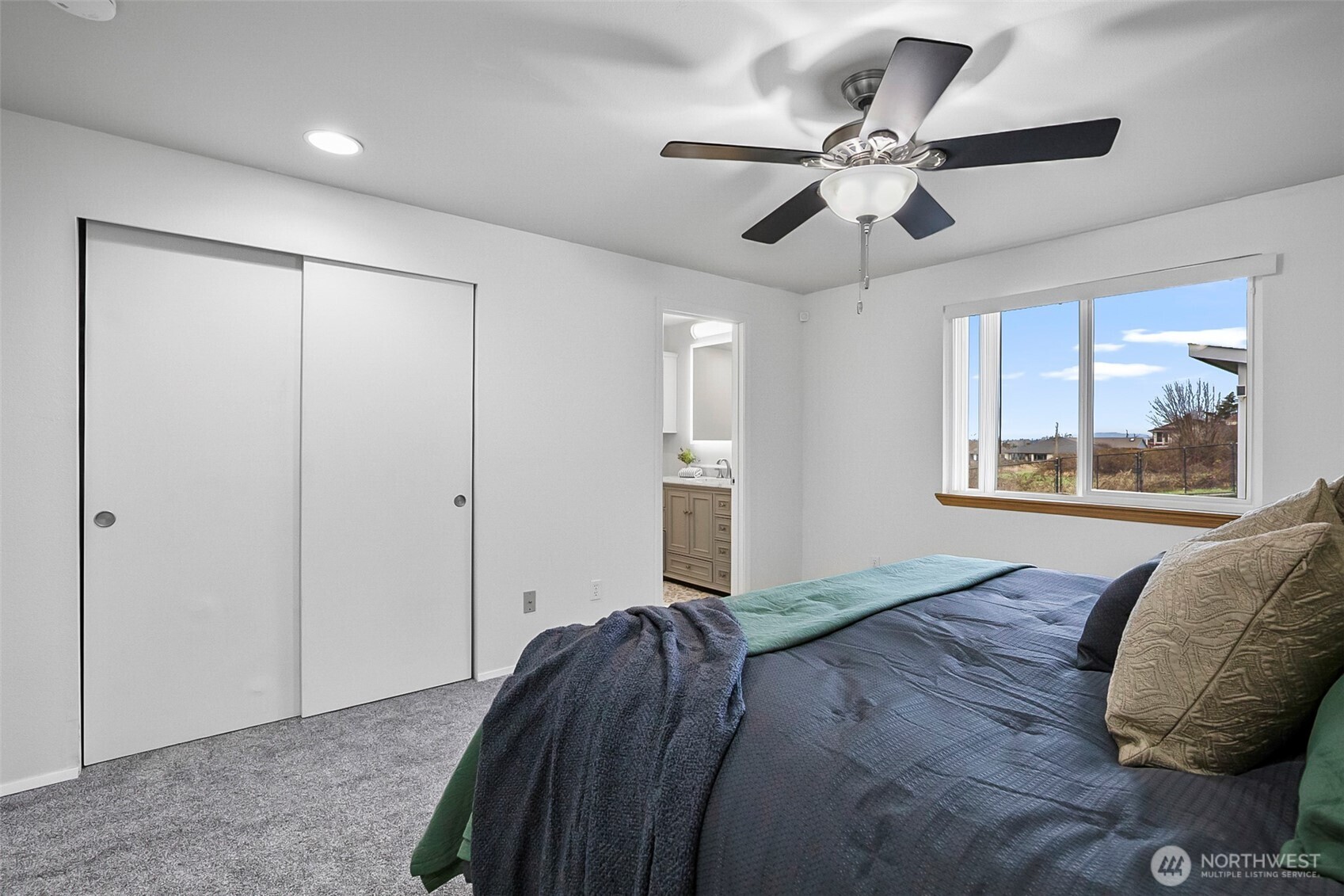 6811 54th Place NE, Marysville, WA 98270