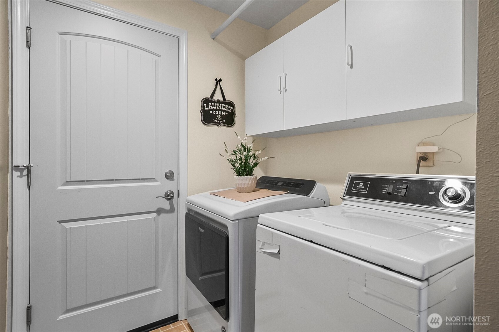 6811 54th Place NE, Marysville, WA 98270