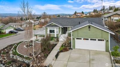 6811 54th Place NE, Marysville, WA 98270