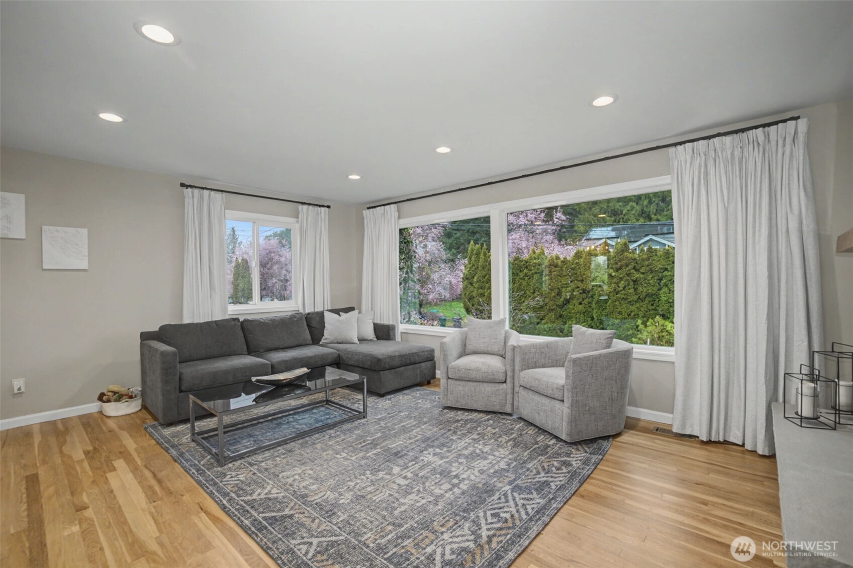 11447 5th Avenue S, Seattle, WA 98168