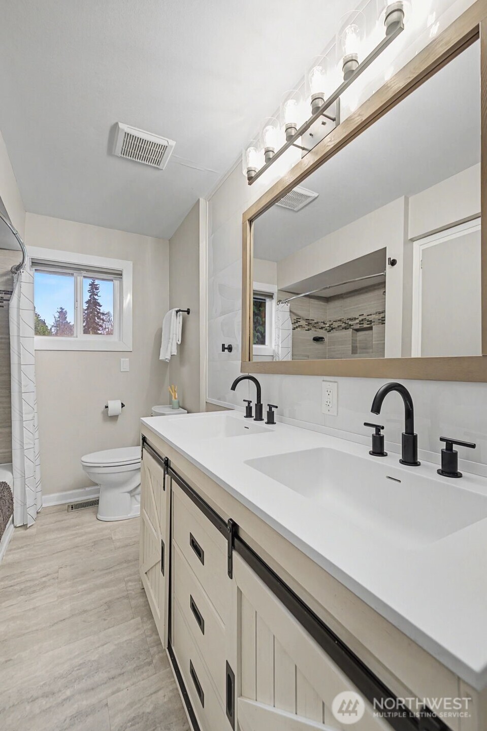 11447 5th Avenue S, Seattle, WA 98168