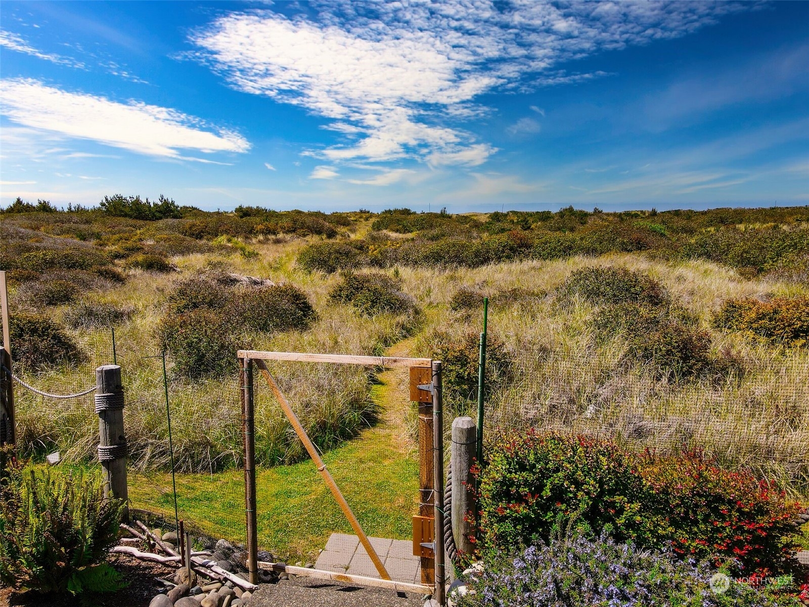 935 S Sand Dune Avenue SW, Ocean Shores, WA 98569
