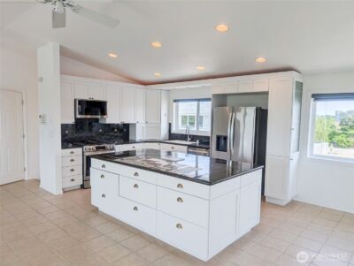 935 S Sand Dune Avenue SW, Ocean Shores, WA 98569 - Photo 26