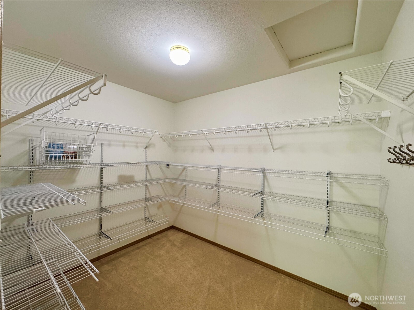 301 Pointes Drive E, Shelton, WA 98584