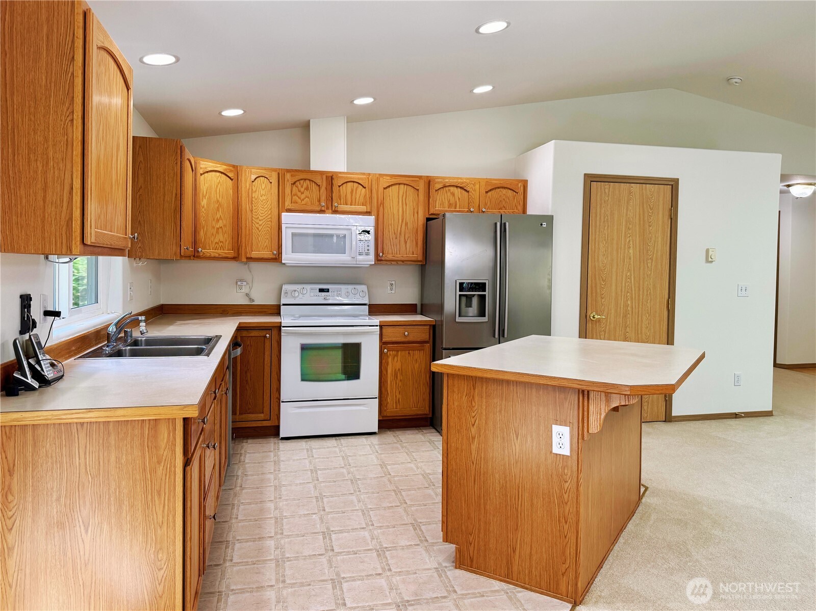 301 Pointes Drive E, Shelton, WA 98584