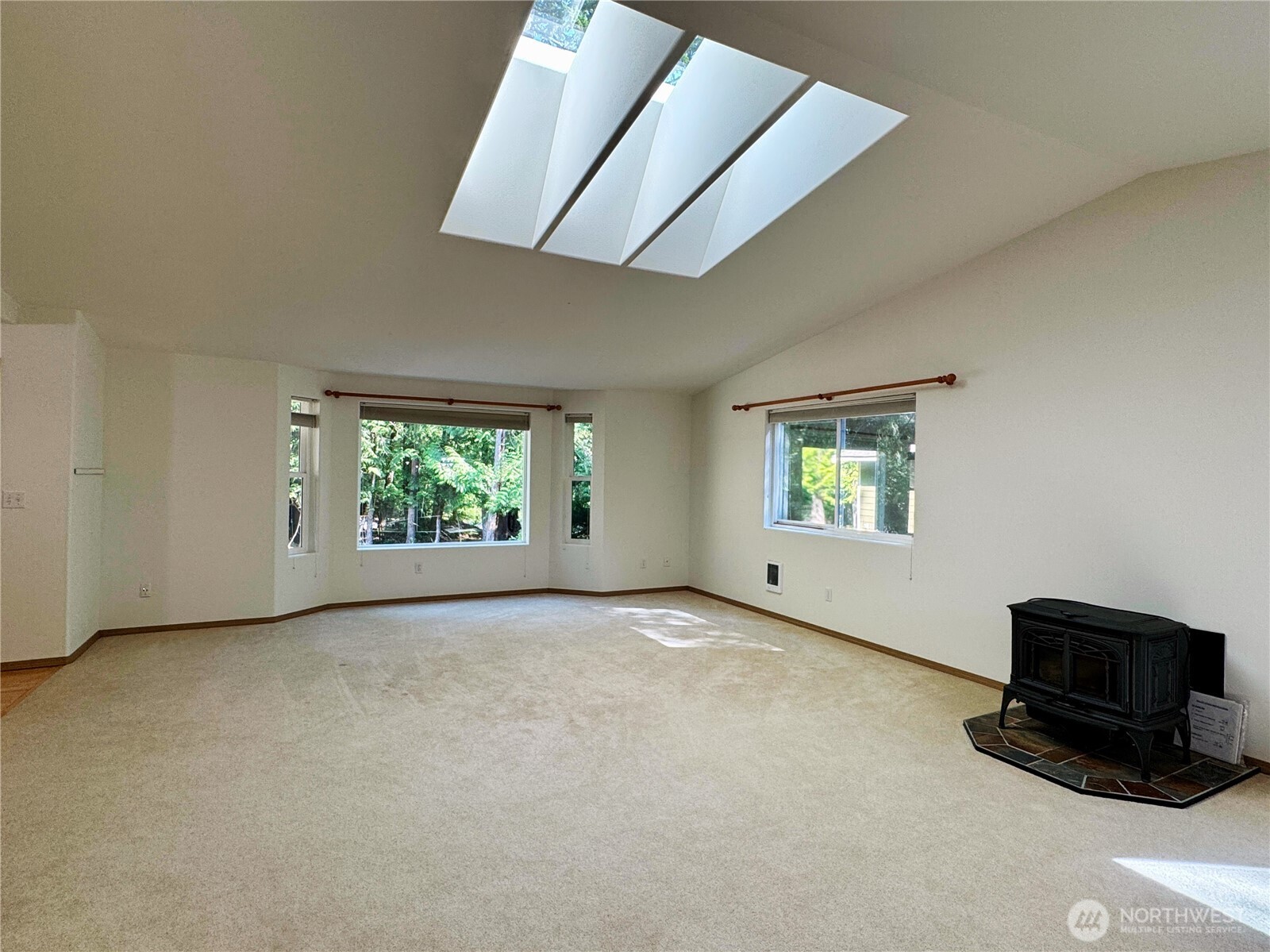 301 Pointes Drive E, Shelton, WA 98584