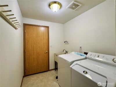 301 Pointes Drive E, Shelton, WA 98584 - Photo 24