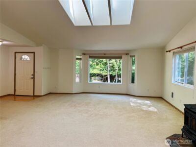 301 Pointes Drive E, Shelton, WA 98584 - Photo 3