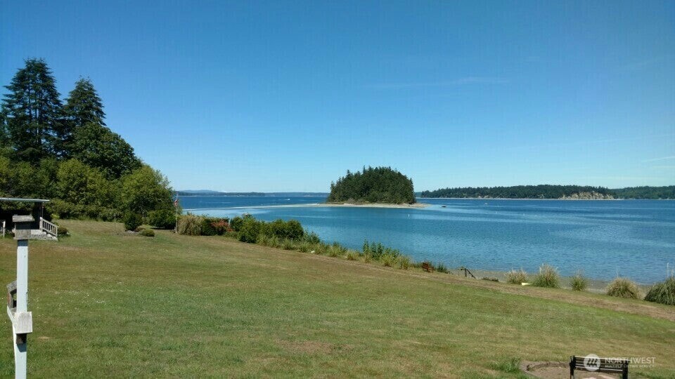 301 Pointes Drive E, Shelton, WA 98584