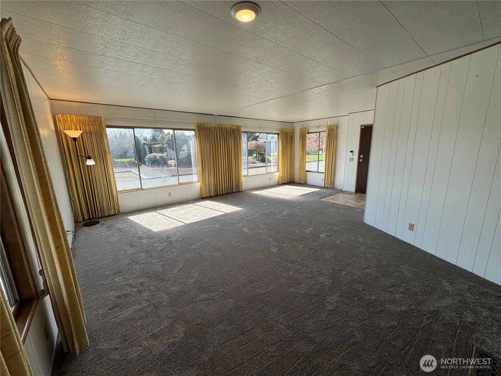 1402 22nd Street NE #5, Auburn, WA 98002