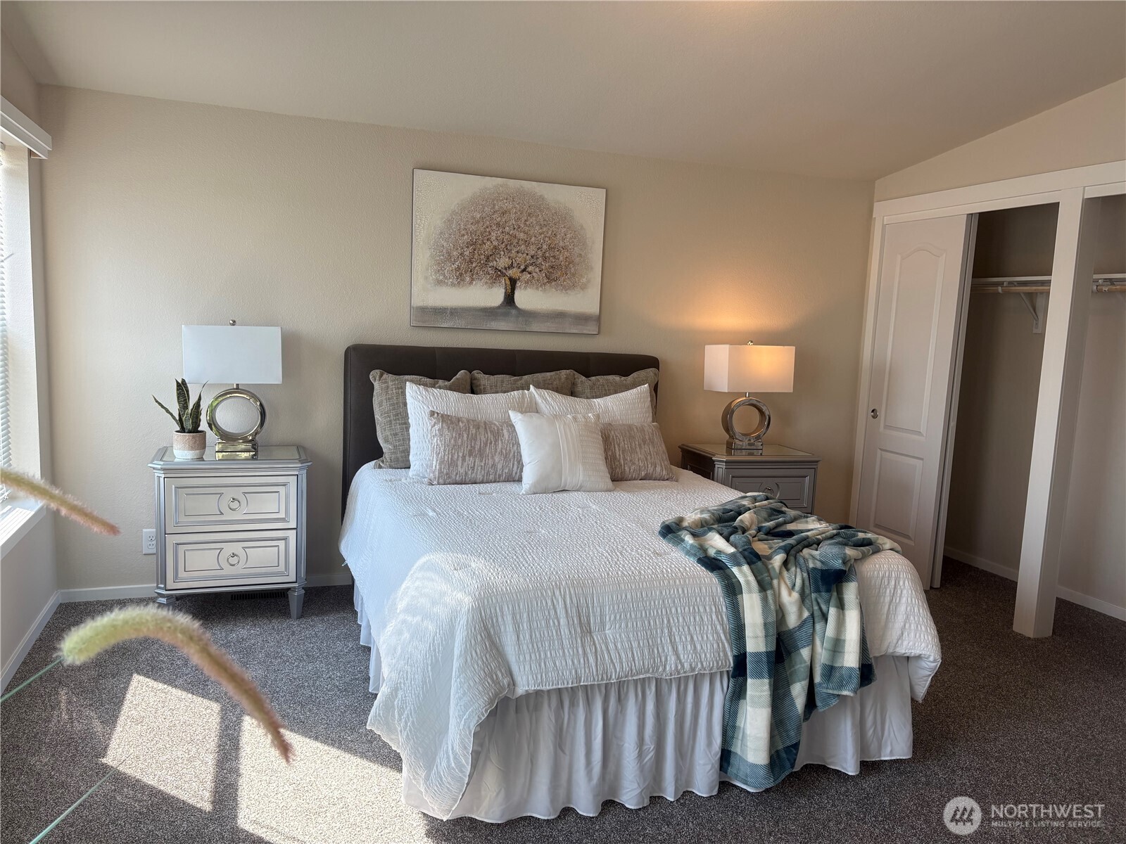 886 N Rock Rose Avenue , Sequim, WA 98382-9552