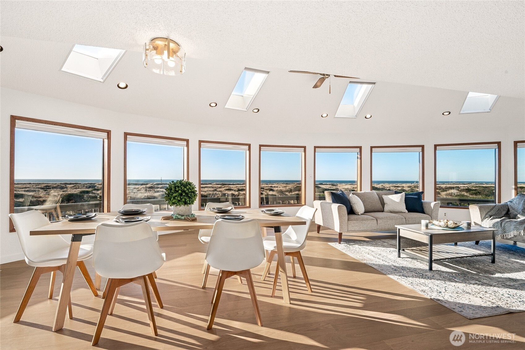 1189 Ocean Shores Boulevard , Ocean Shores, WA 98569