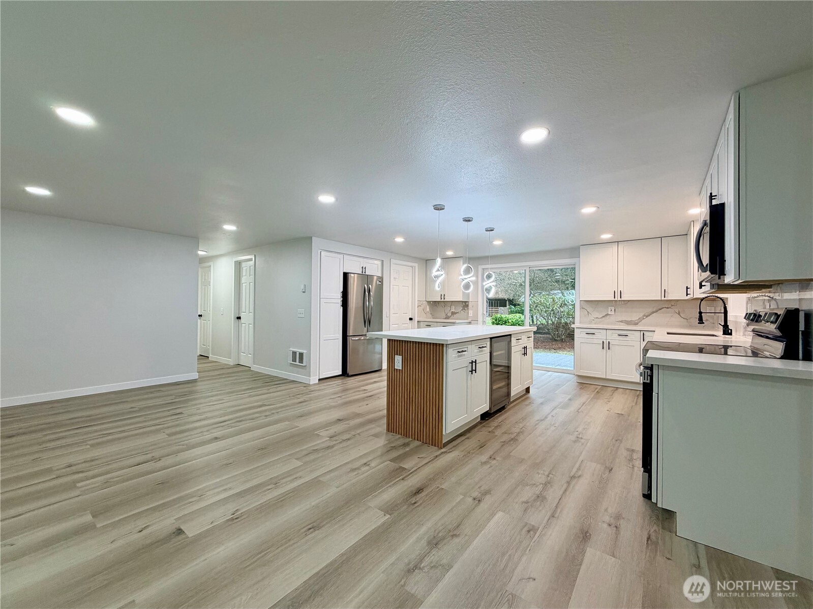 11 Webb Road SW, Lakebay, WA 98349