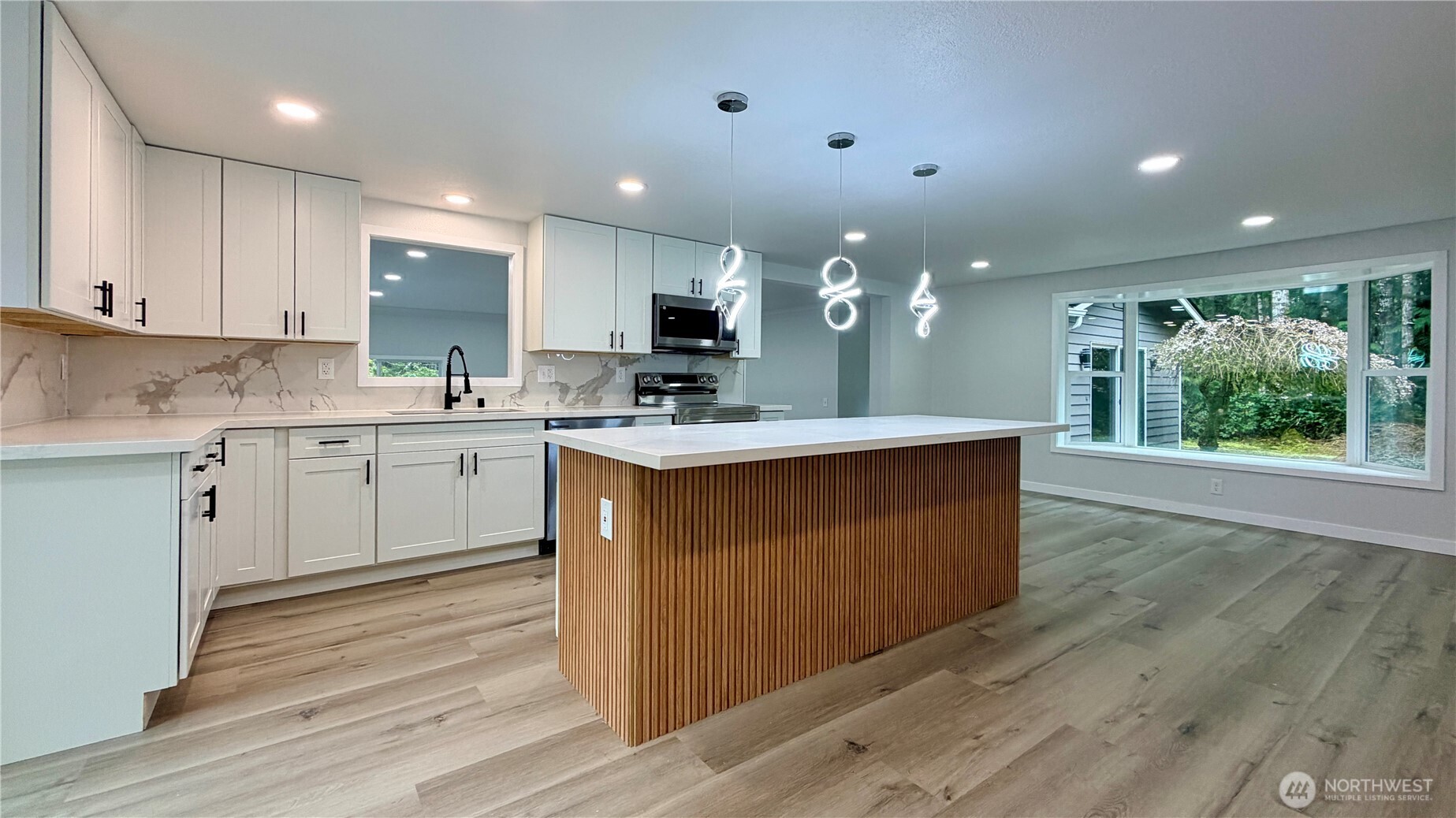 11 Webb Road SW, Lakebay, WA 98349