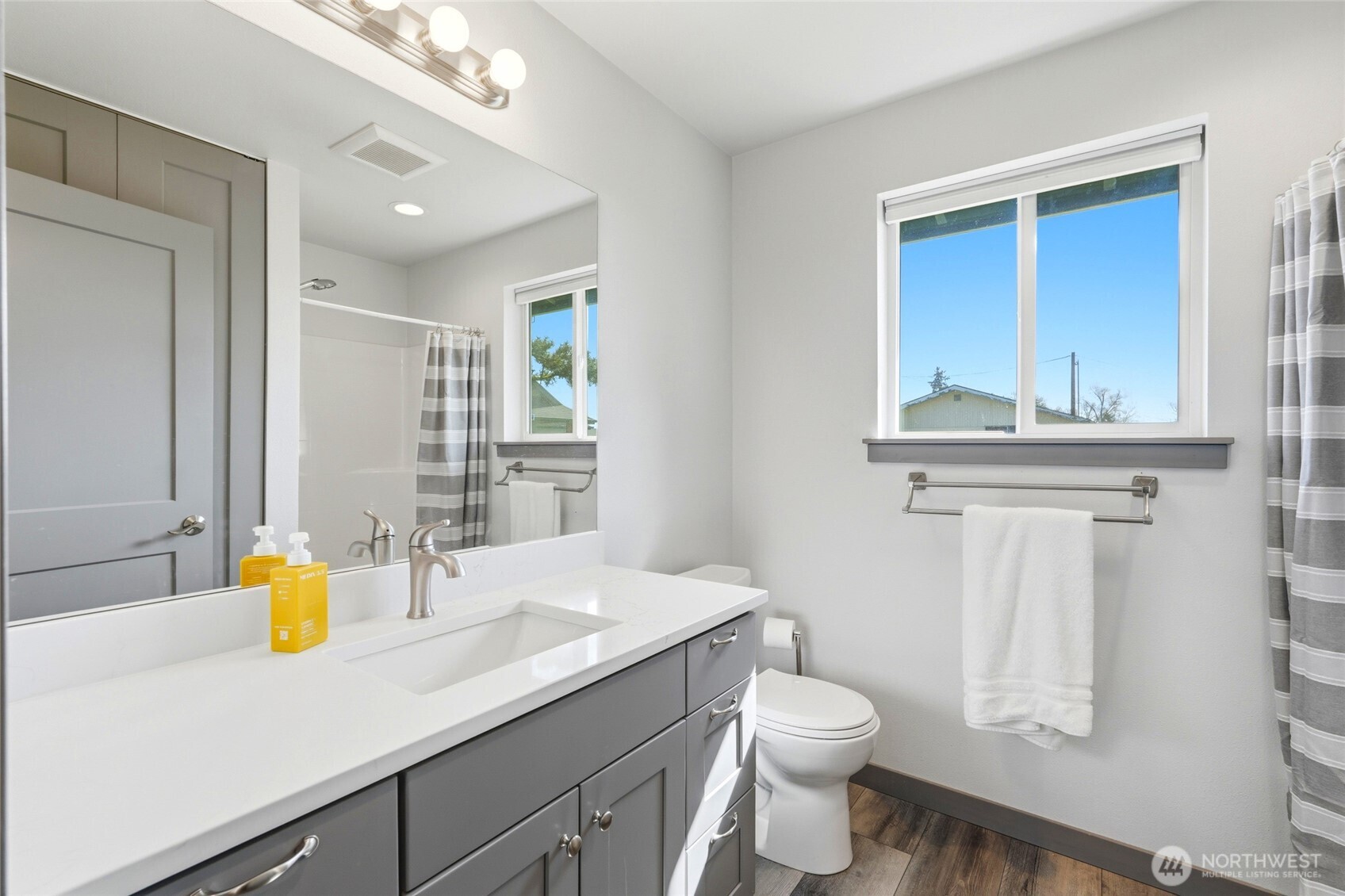 8114 Riverview Road , Snohomish, WA 98290