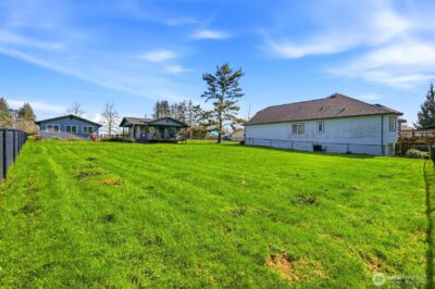 8114 Riverview Road , Snohomish, WA 98290 - Photo 16