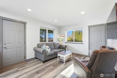 8114 Riverview Road , Snohomish, WA 98290 - Photo 4