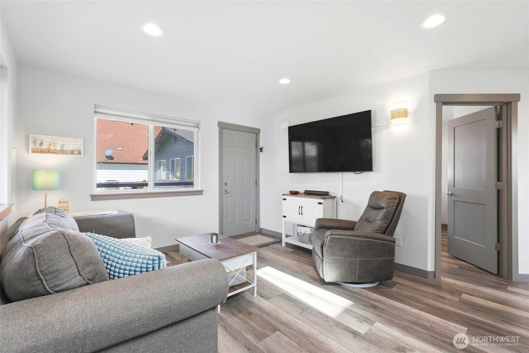 8114 Riverview Road , Snohomish, WA 98290