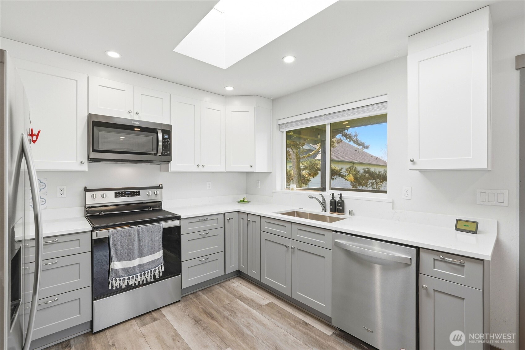 8114 Riverview Road , Snohomish, WA 98290