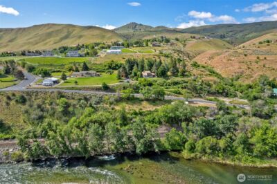 2080 Sleepy Hollow Road , Wenatchee, WA 98801 - Photo 5