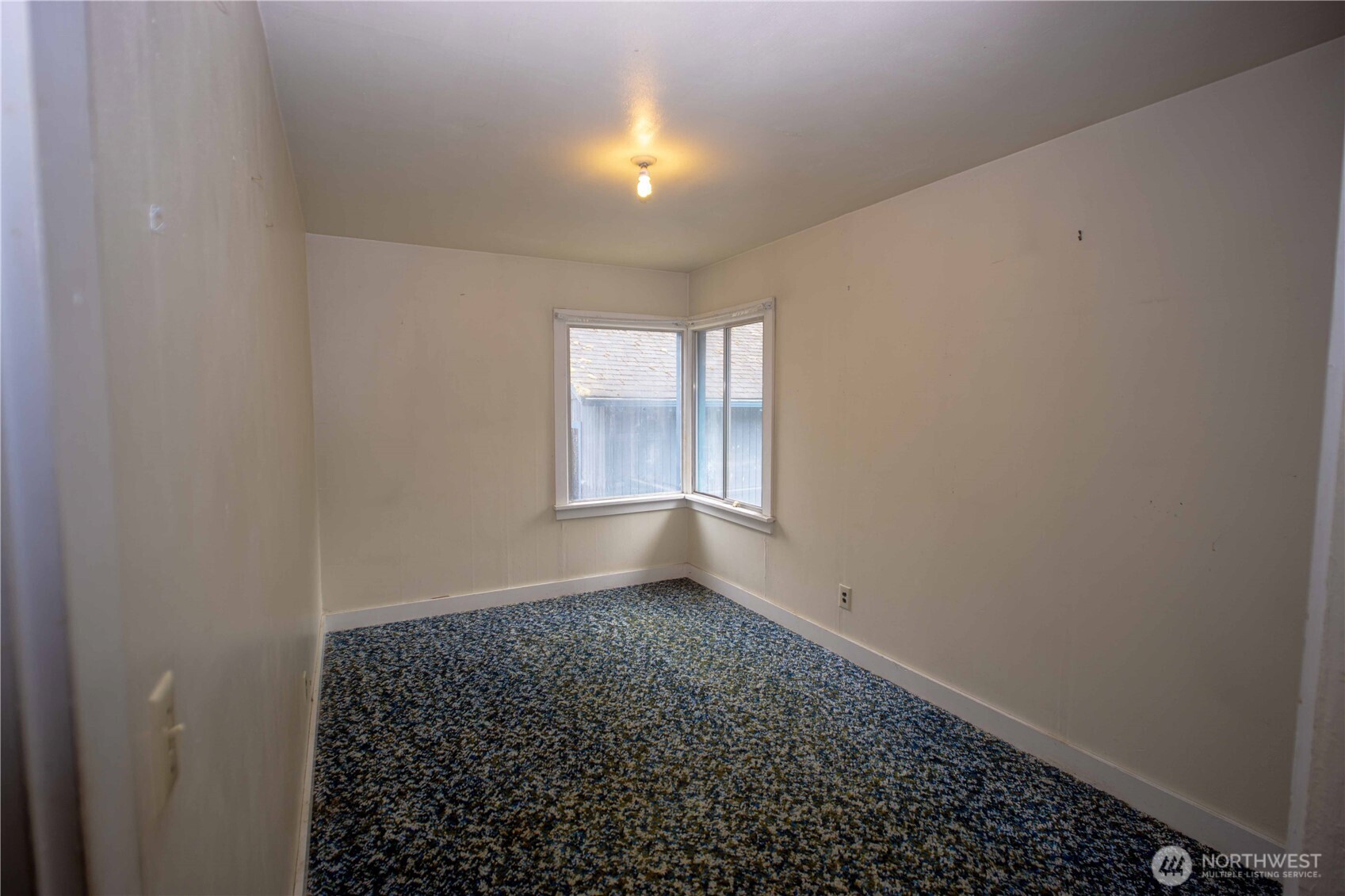 1122 W Spruce Street , Port Angeles, WA 98362