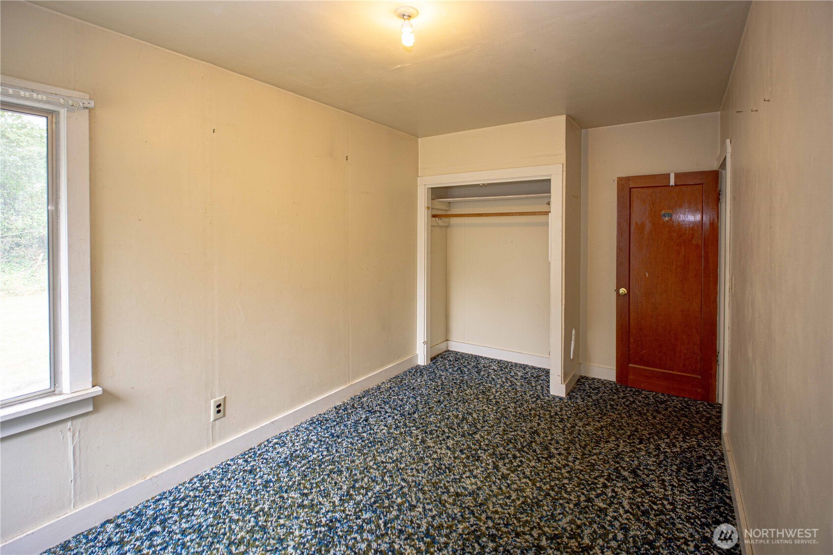 1122 W Spruce Street , Port Angeles, WA 98362
