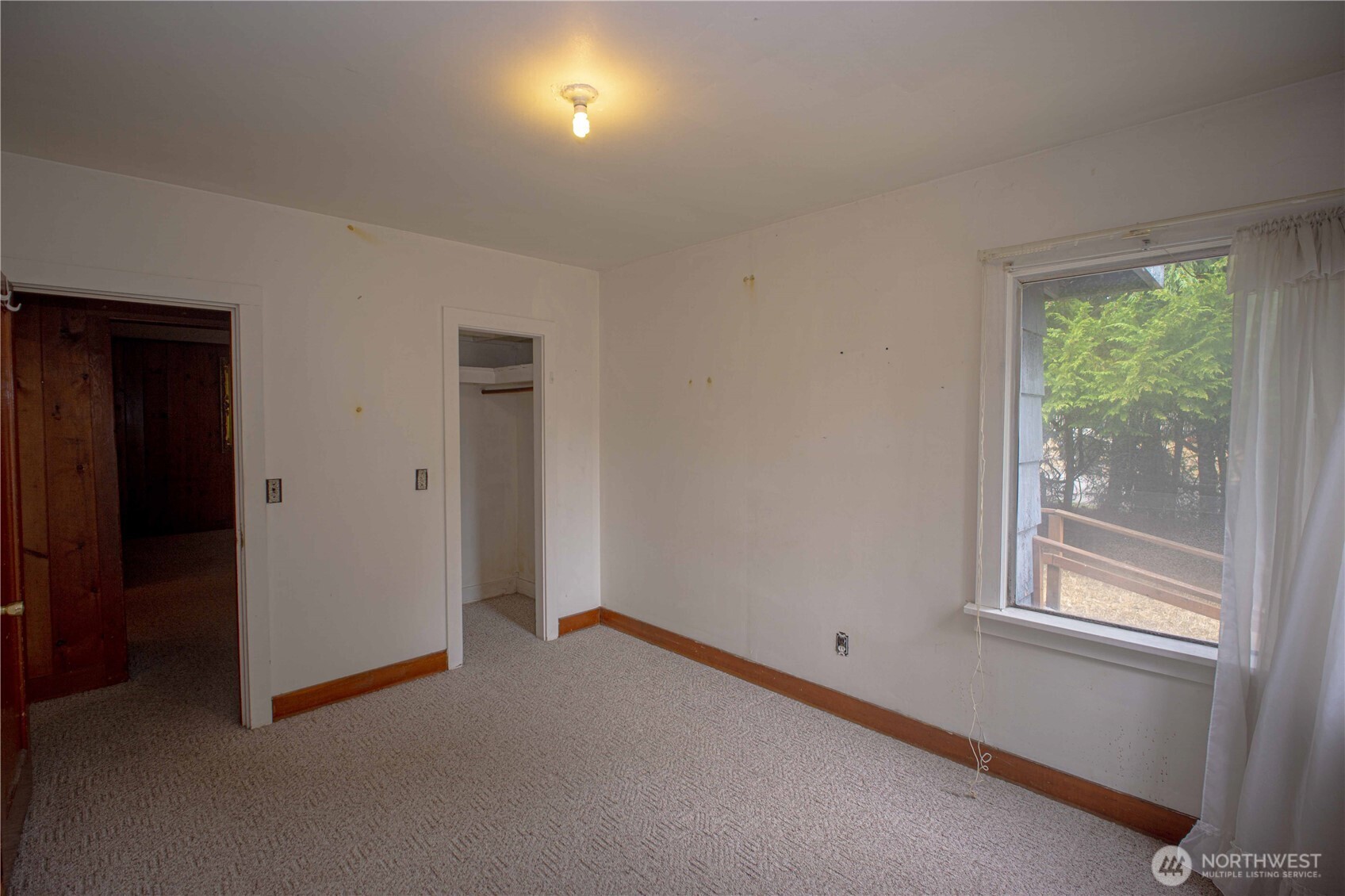 1122 W Spruce Street , Port Angeles, WA 98362