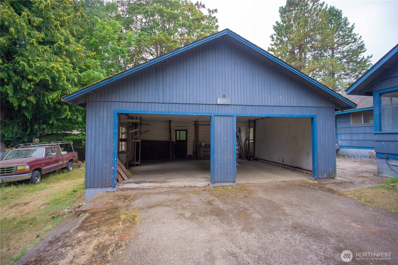 1122 W Spruce Street , Port Angeles, WA 98362
