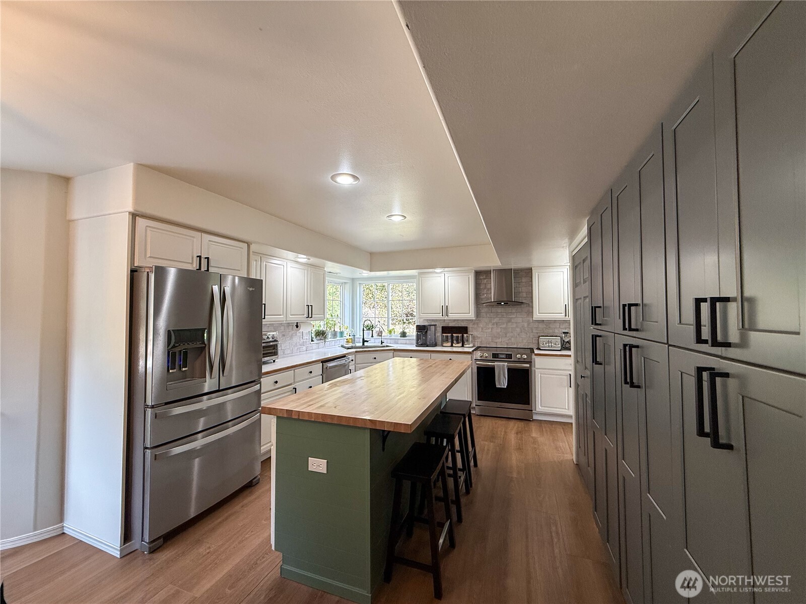 6 VALLEY VIEW PARK Drive , Omak, WA 98841
