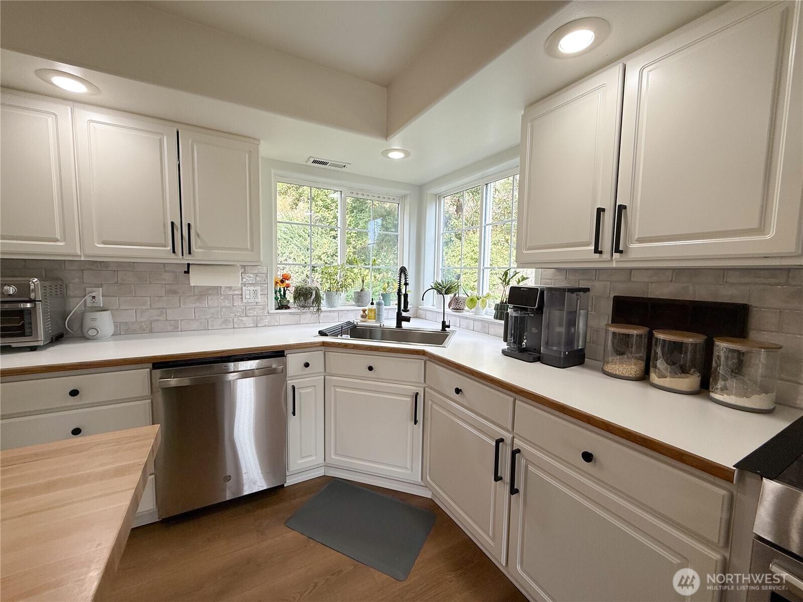 6 VALLEY VIEW PARK Drive , Omak, WA 98841