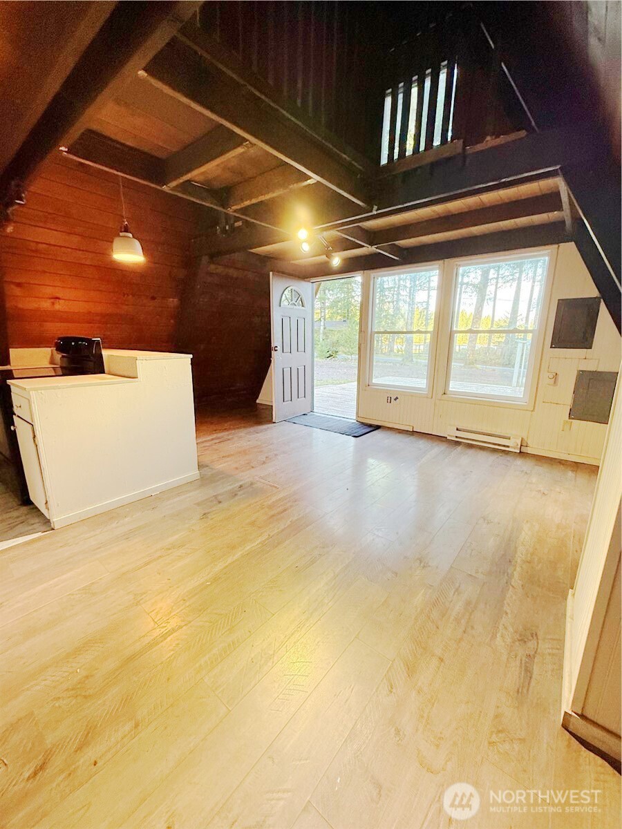 550 E Trails End Drive , Belfair, WA 98528