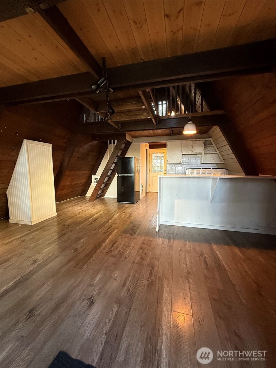 550 E Trails End Drive , Belfair, WA 98528