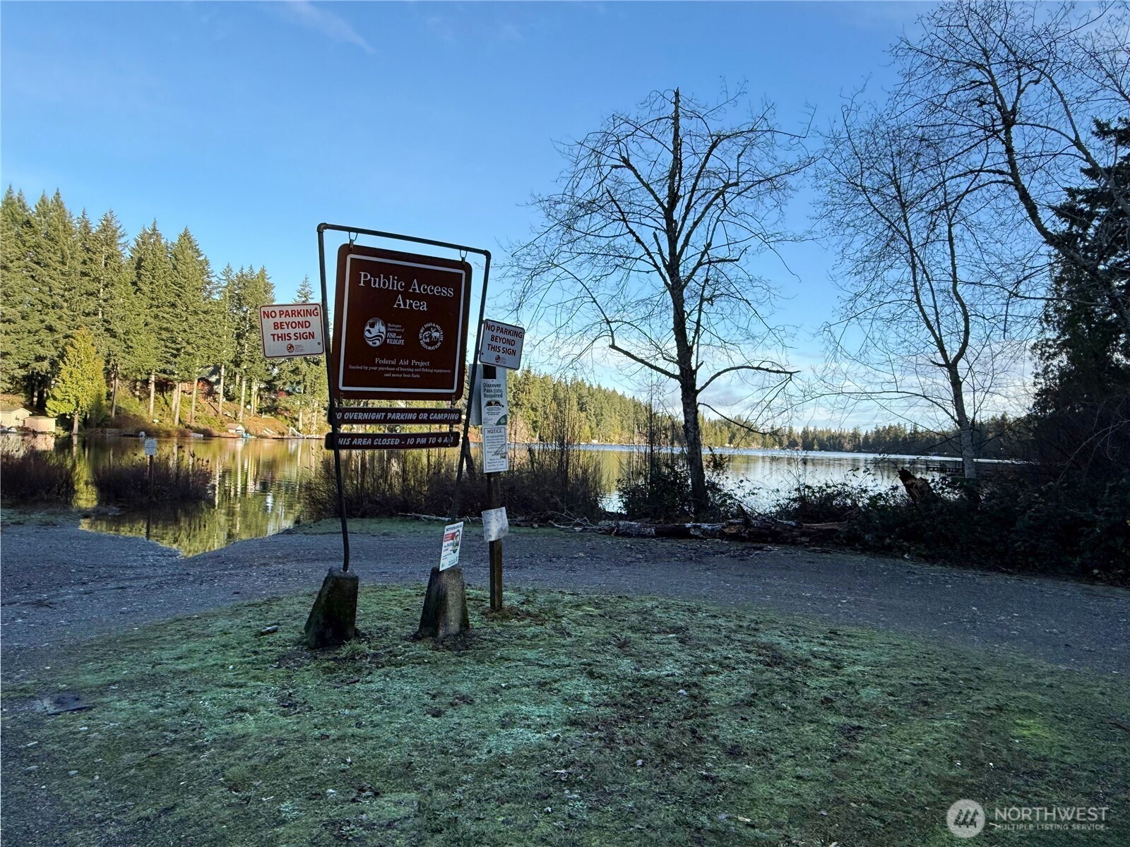 550 E Trails End Drive , Belfair, WA 98528