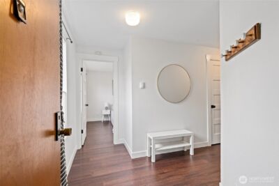 7850 Green Lake Drive N #101, Seattle, WA 98103 - Photo 2