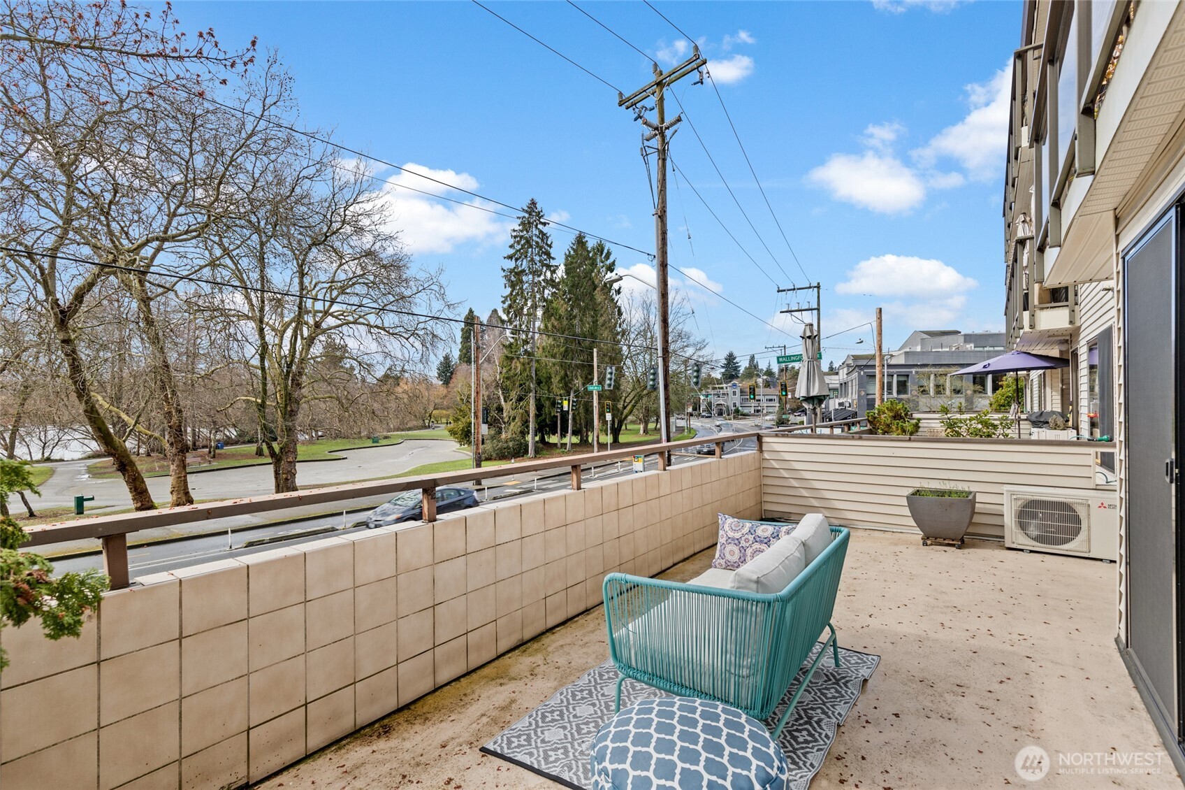 7850 Green Lake Drive N #101, Seattle, WA 98103