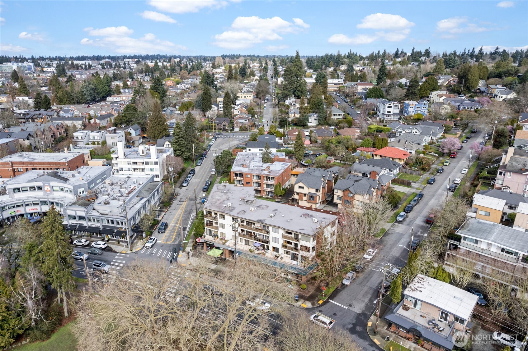 7850 Green Lake Drive N #101, Seattle, WA 98103