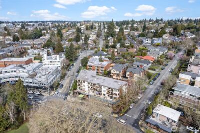 7850 Green Lake Drive N #101, Seattle, WA 98103 - Photo 32