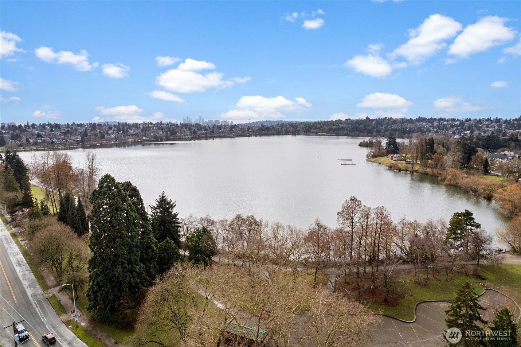 7850 Green Lake Drive N #101, Seattle, WA 98103