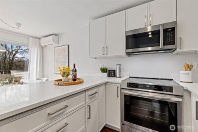 7850 Green Lake Drive N #101, Seattle, WA 98103 - Photo 8