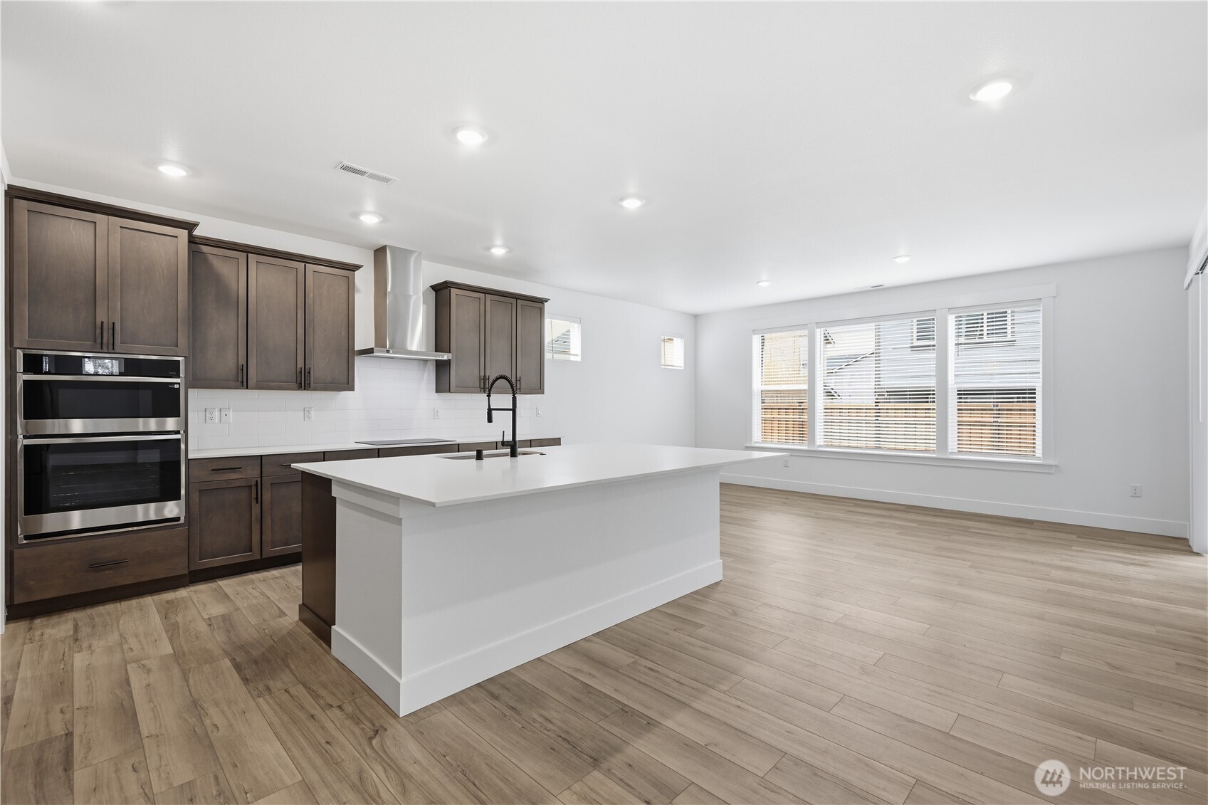 20401 Mystic Place E, Bonney Lake, WA 98391