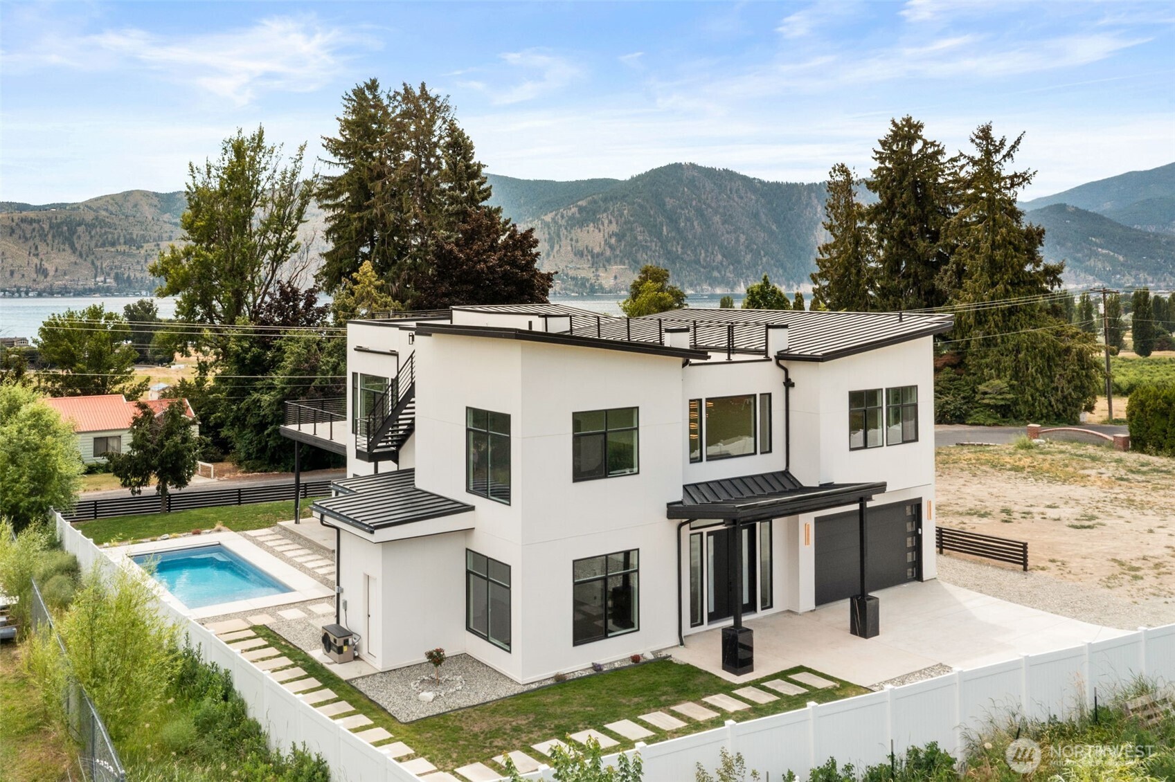 83 Summerset BLVD , Manson, WA 98831