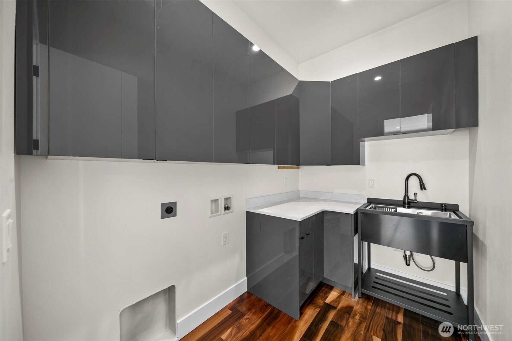 83 Summerset BLVD , Manson, WA 98831