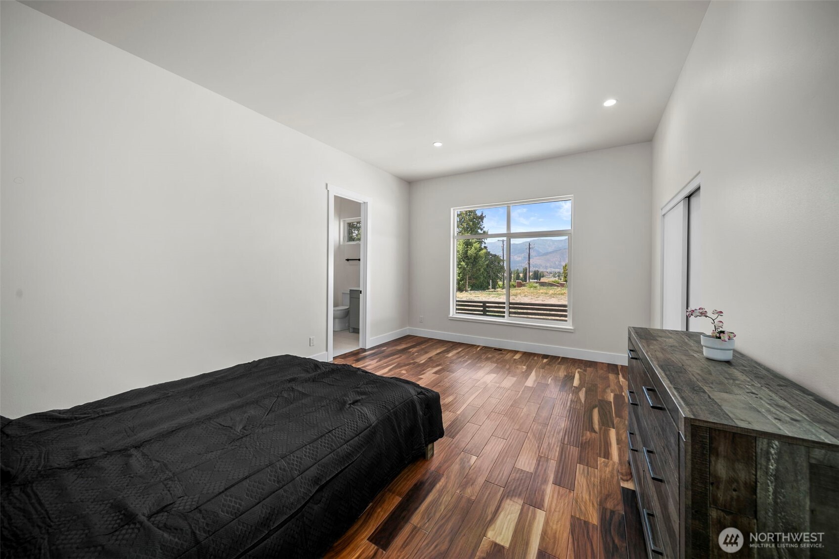 83 Summerset BLVD , Manson, WA 98831