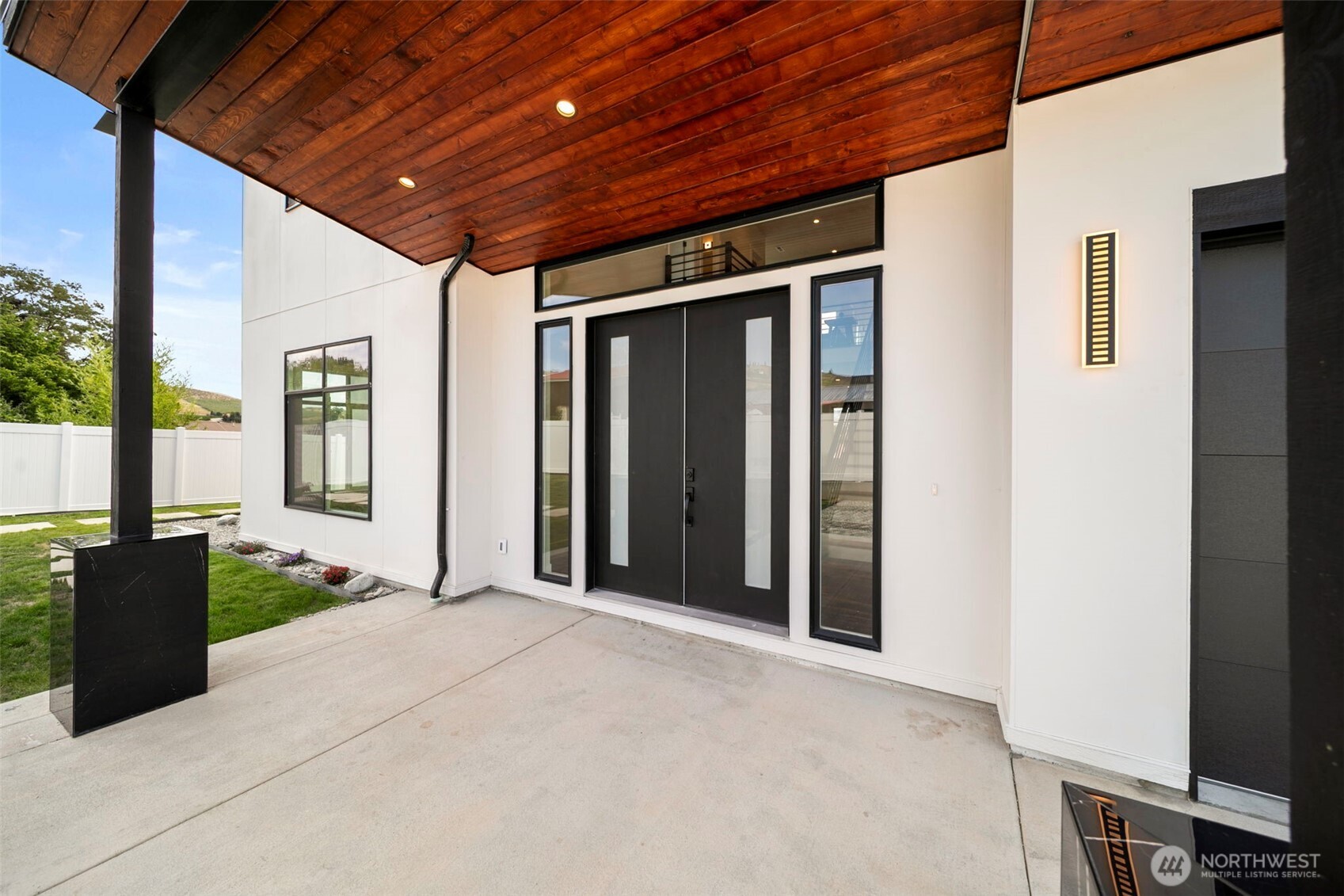 83 Summerset BLVD , Manson, WA 98831