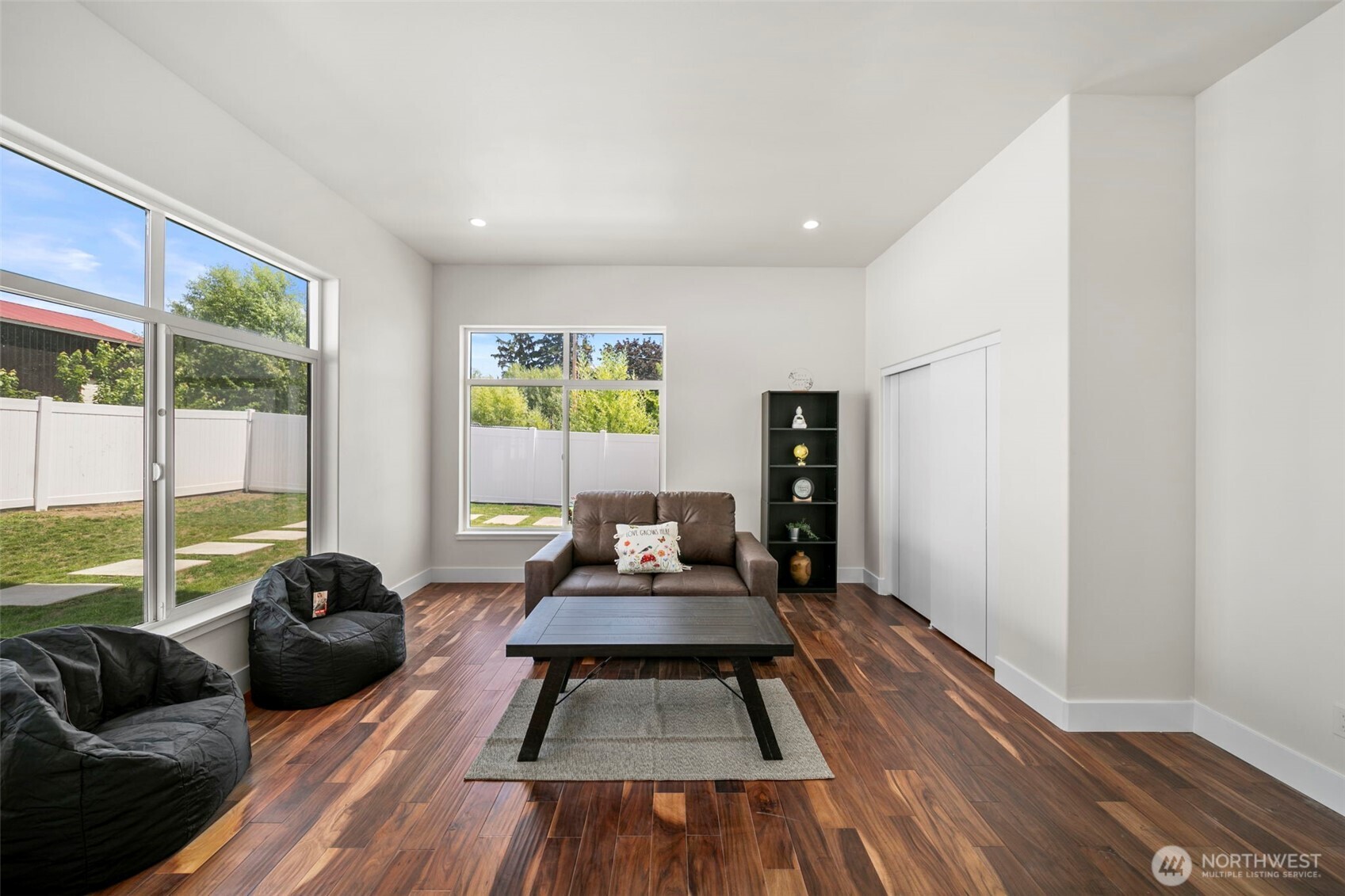 83 Summerset BLVD , Manson, WA 98831