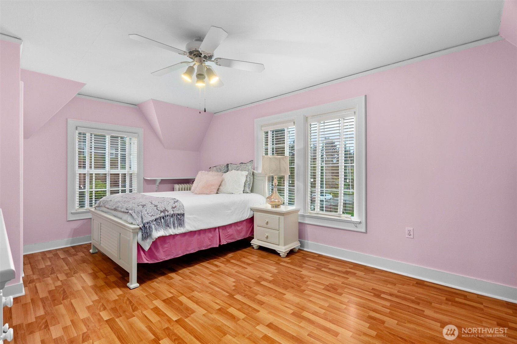 317 W 10th Street , Aberdeen, WA 98520